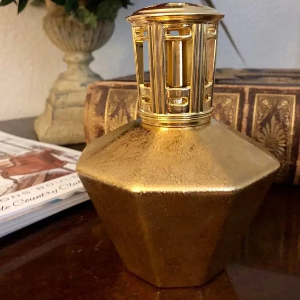 NWT LAMPE BERGER PARIS ASTORIA LIMOGES Fragrance Lamp Porcelain Hand Painted